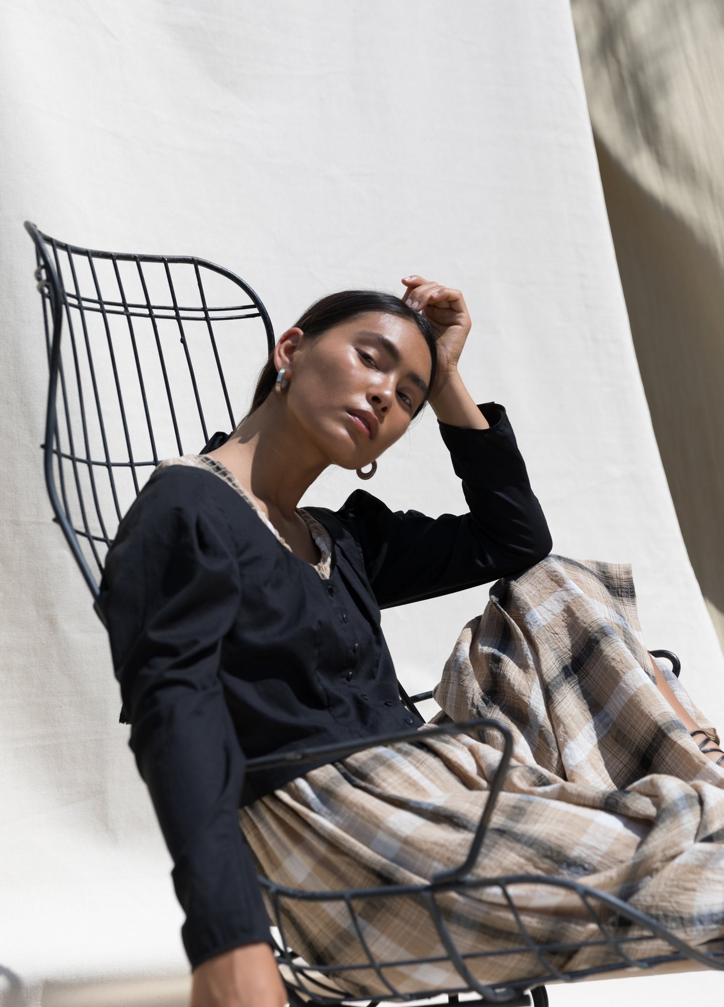 Paros Linen Blouse - Black